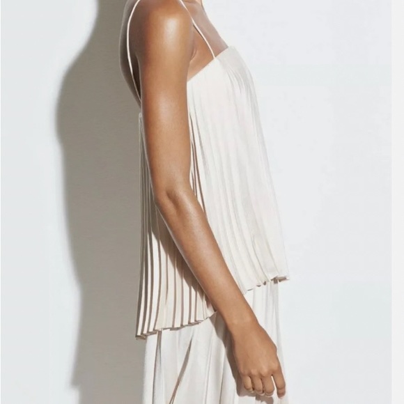NWT Vince Pleated Camisole in Pale Blush, XS - Picture 3 of 10